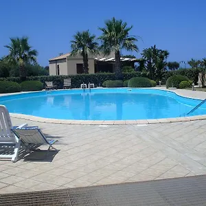 Libeccio - Con Giardino E Piscina Condominiale Ferienhaus